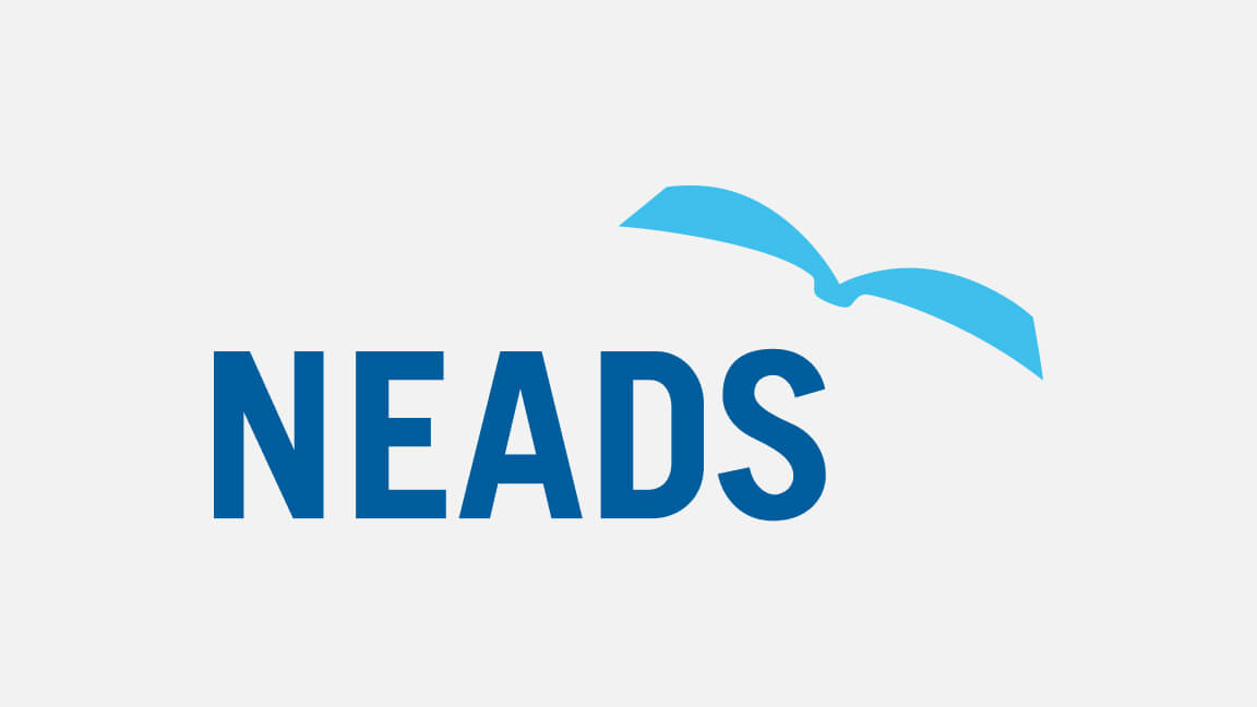 Logo de notre partenaire, la National Educational Association of Disabled Students (NEADS).